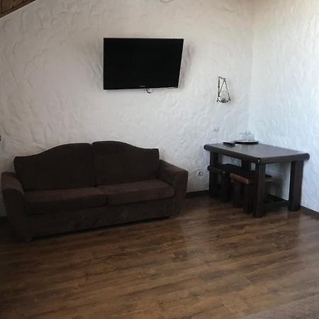 فندق Complex Khutor Velyka Omelyana المظهر الخارجي الصورة
