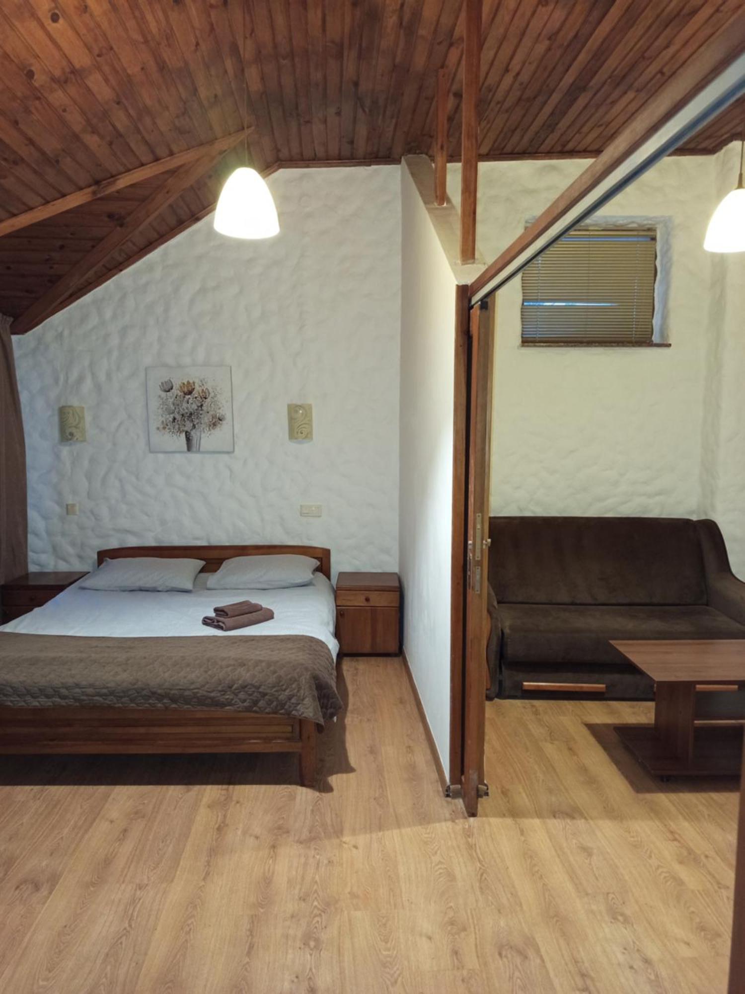 فندق Complex Khutor Velyka Omelyana المظهر الخارجي الصورة